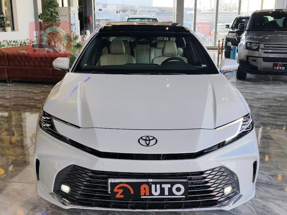 تۆیۆتا کامری